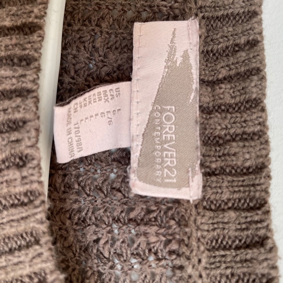 Knit long-sleeve sweater - Picture 2 of 2